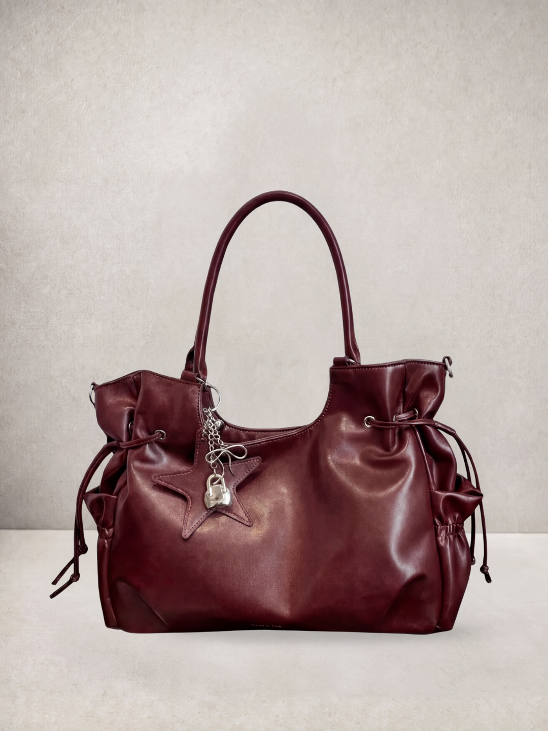 Le Nova tote bag in burgundy vegan leather, front view