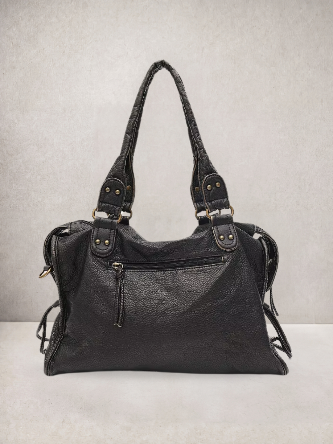 Le Rogue tote bag in black vegan leather, front view